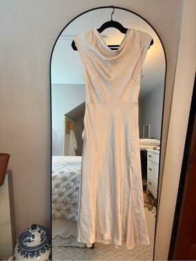 lucinda twist back midi dress champagne saints + secrets | Dresses | 25.0 Hips sukienka boho maxi COLOR:Stone Black Wedding Guest Dresses Maxi dress